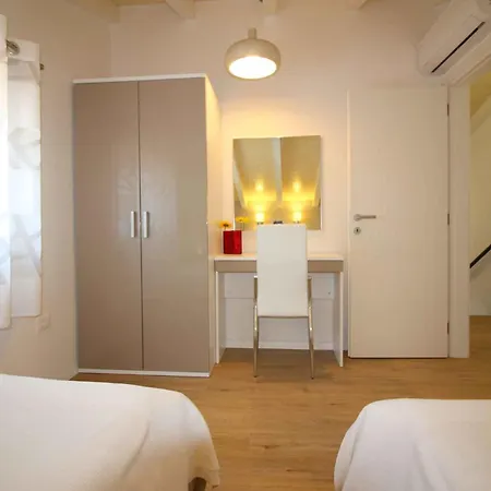 In Porec/istrien 10446 Apartman