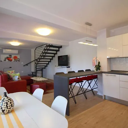 Apartman In Porec/istrien 10446 *