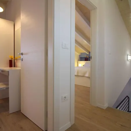 Apartman In Porec/istrien 10446 *