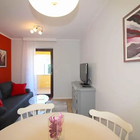 In Porec/istrien 10446 Apartment
