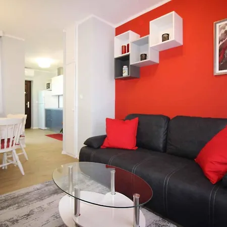 In Porec/istrien 10446 Apartment *