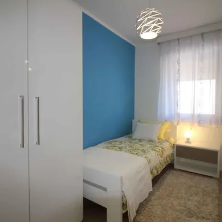 In Porec/istrien 10446 Apartment *